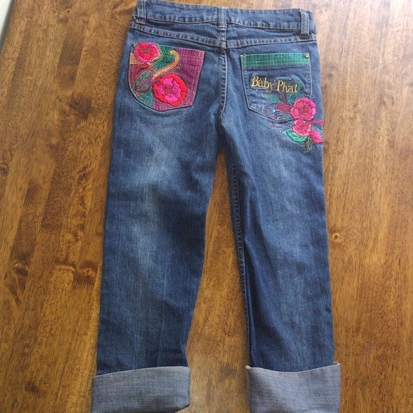 Embroidered Y2K Baby Phat Denim Capri's Jr. 8.5 - Picture 1 of 6